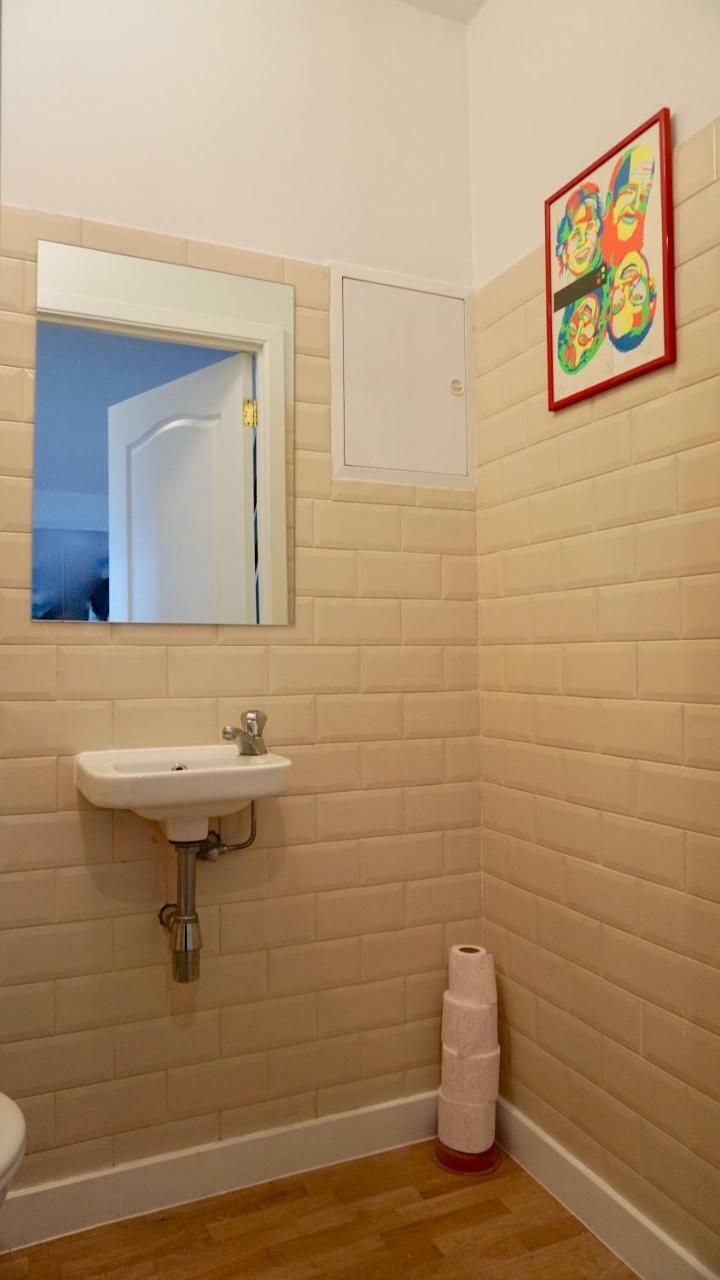 Unit 8 - Charming Loft Apt. Near Avenue Louise Free Parking Brussels Exterior photo